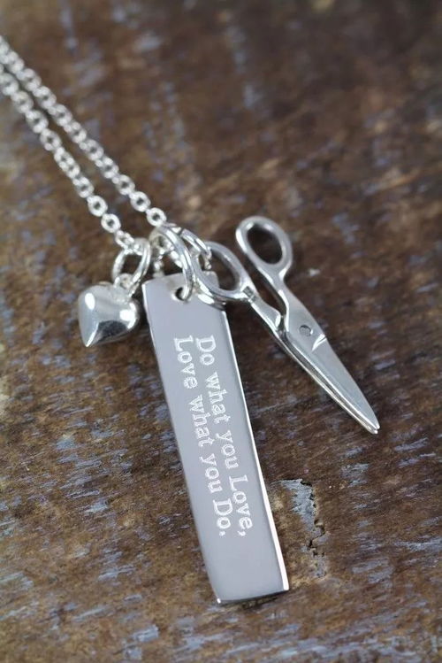 發型師的時尚配飾指南 提升專業魅力與美發飾品銷售策略